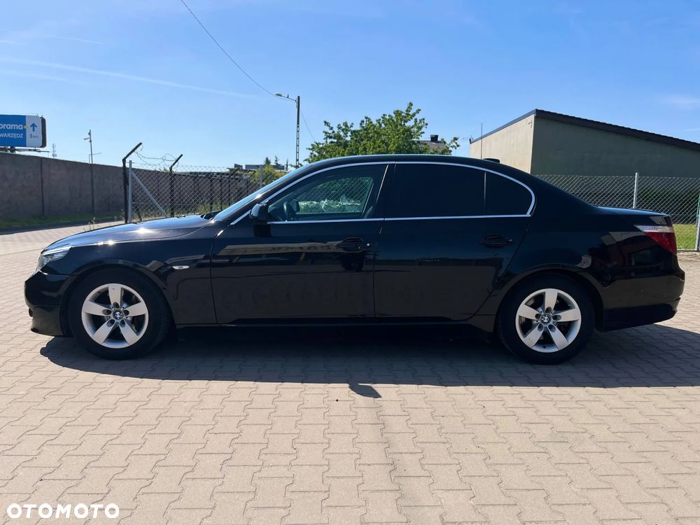 BMW Seria 5 525d - 2