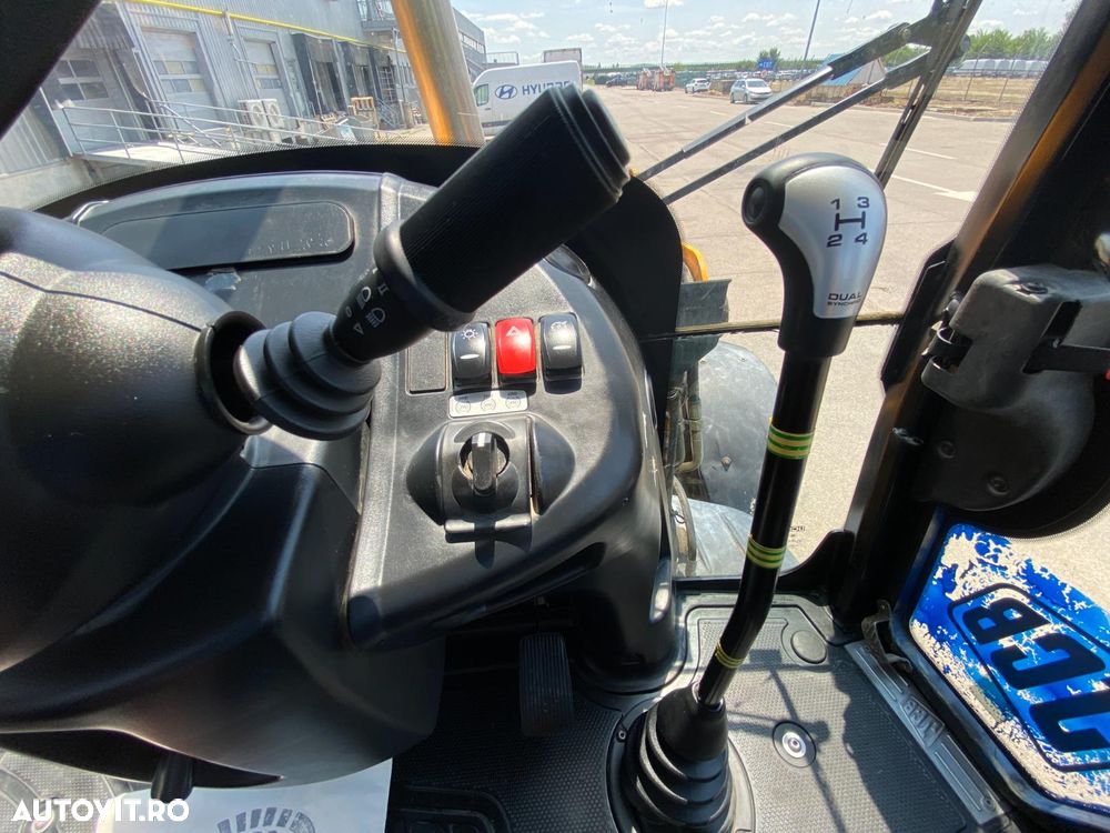JCB 3CX ECO 4X4 BULDOEXCAVATOR - 36