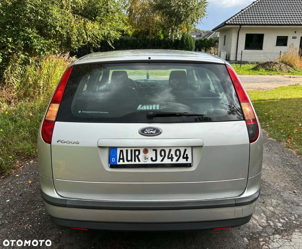 Ford Focus 1.6 Ti-VCT Style - 9