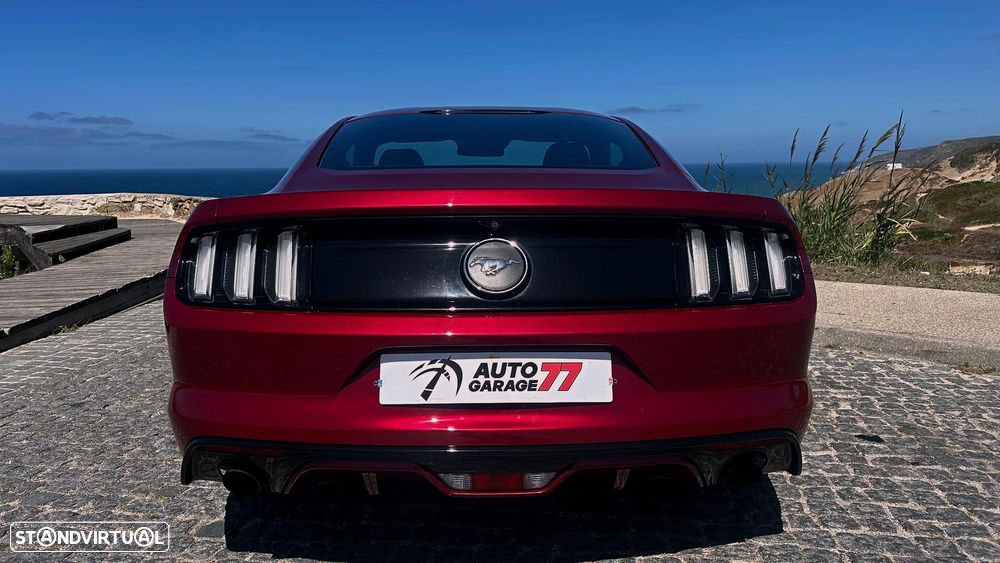 Ford Mustang 2.3 Eco Boost - 8