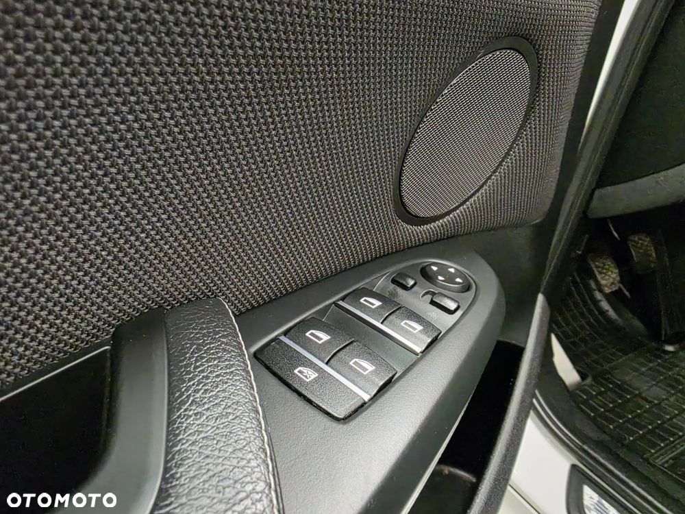 BMW X3 xDrive20d - 29