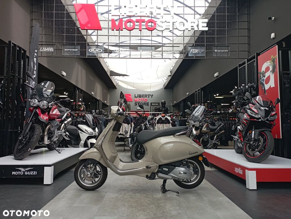 Vespa Primavera - 8