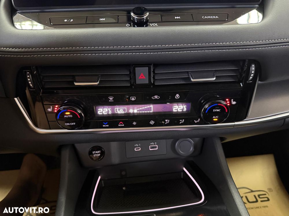 Nissan X-Trail e4ORCE 5 locuri N-Trek - 31
