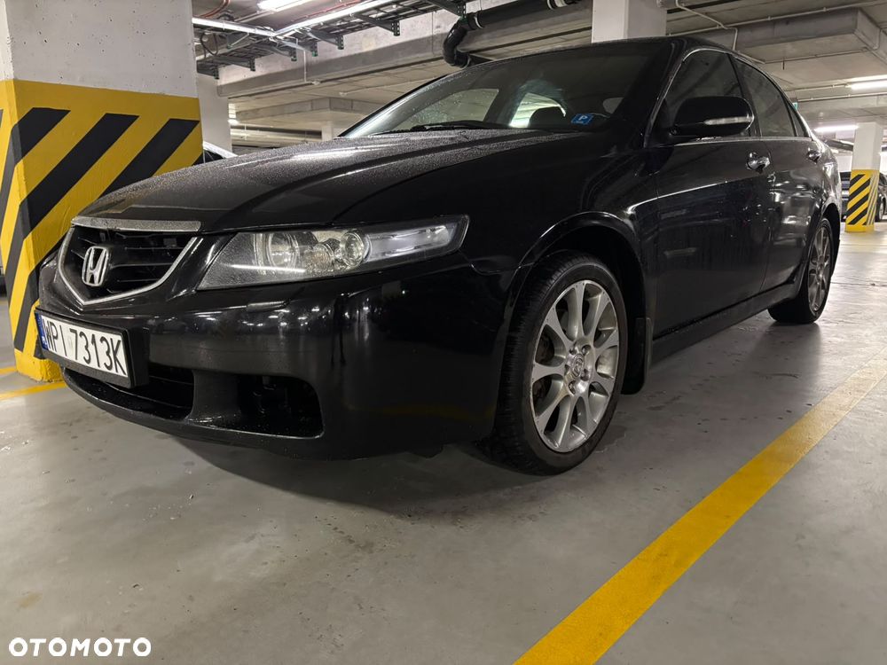 Honda Accord 2.0 Executive - 32