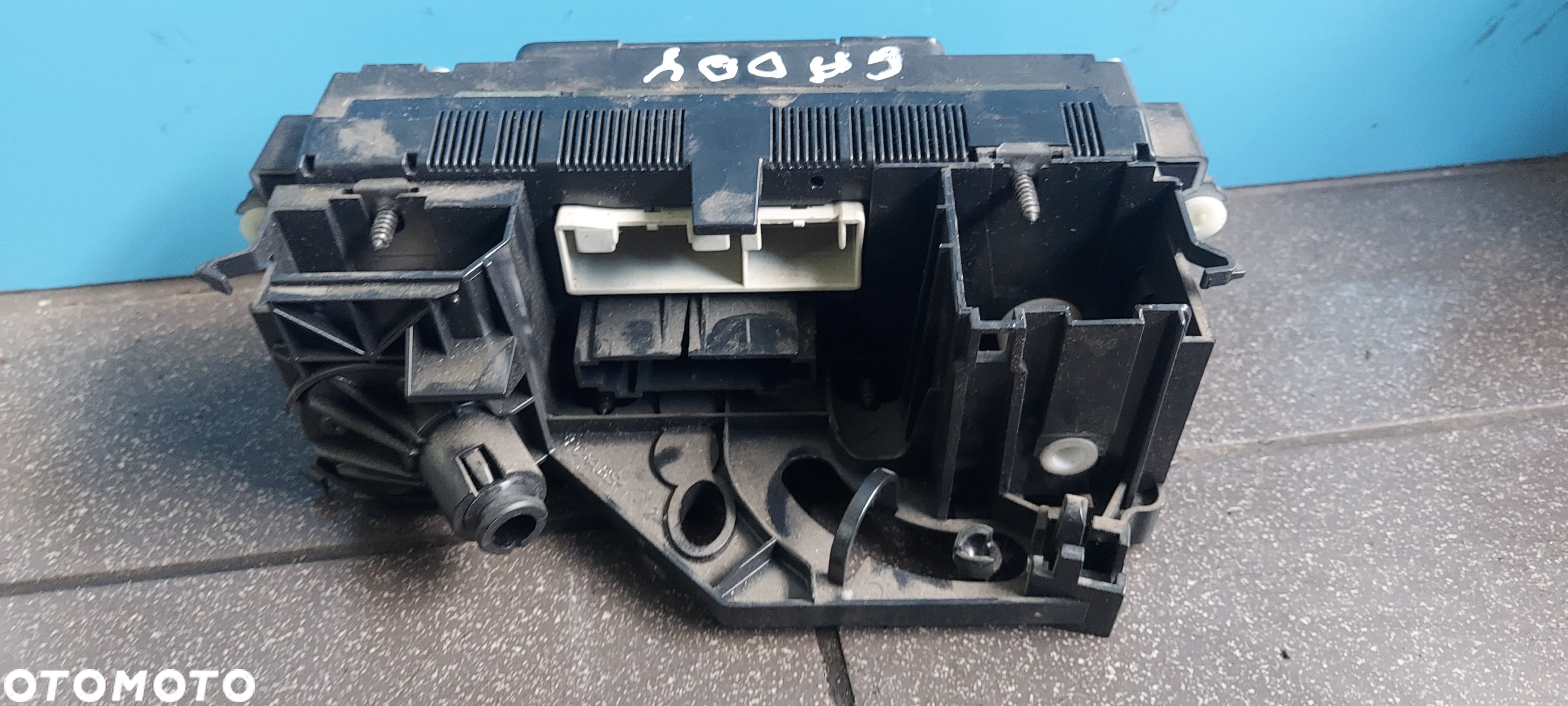 Panel przełącznik klimatyzacji VW Caddy II - 2