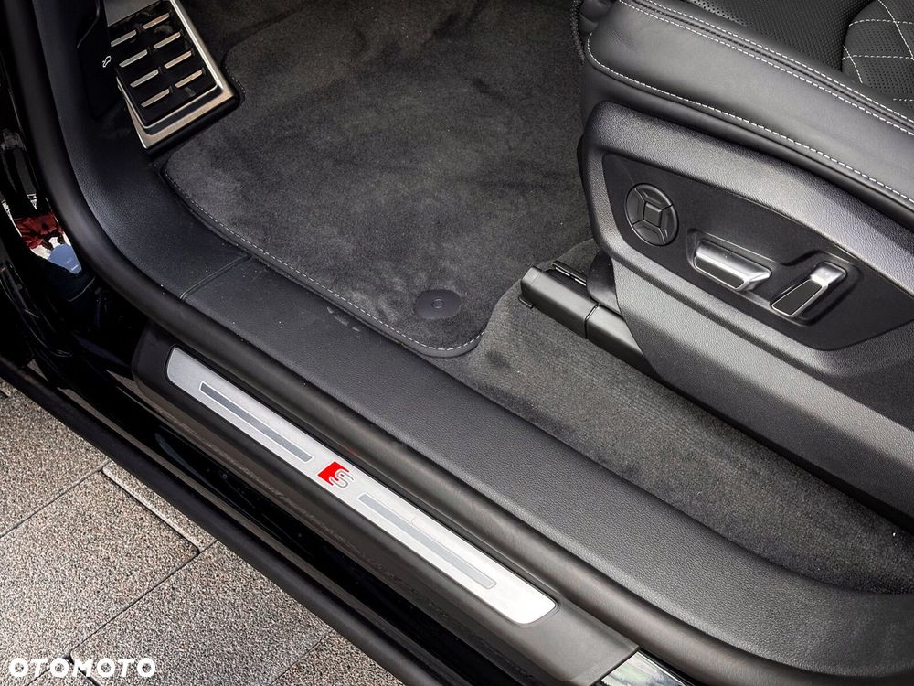 Audi Q8 - 18