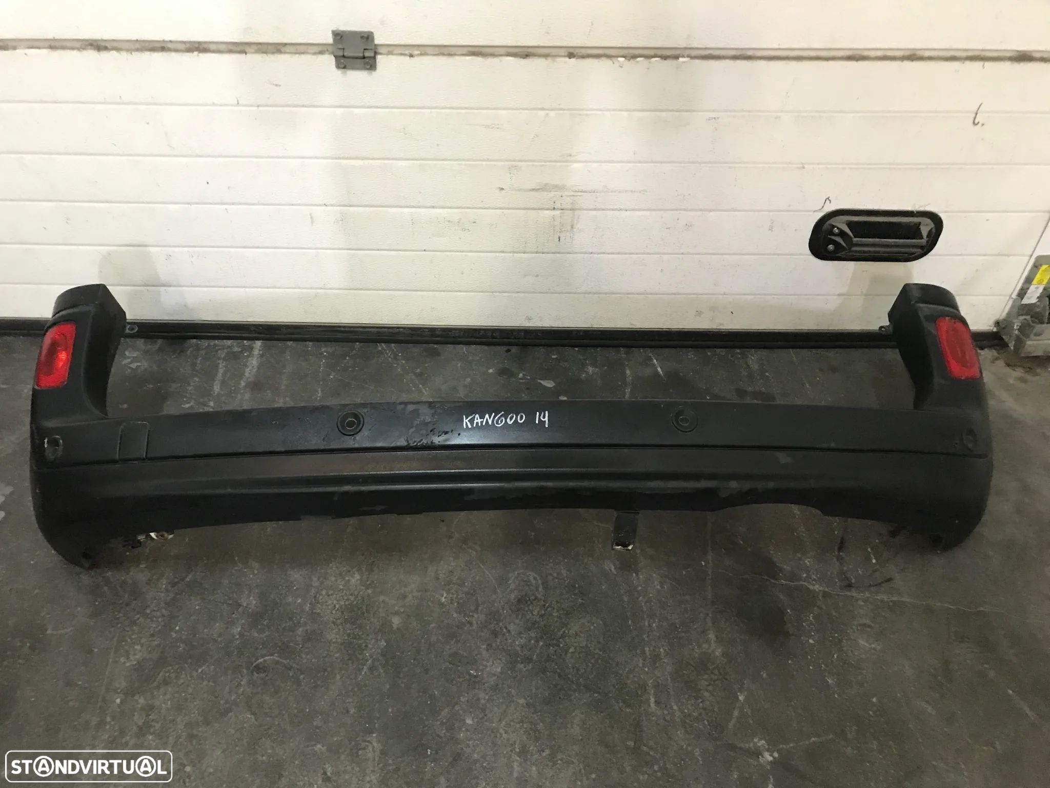 PARACHOQUES / PARA CHOQUES TRAS RENAULT KANGOO II 2010-2021 - 1