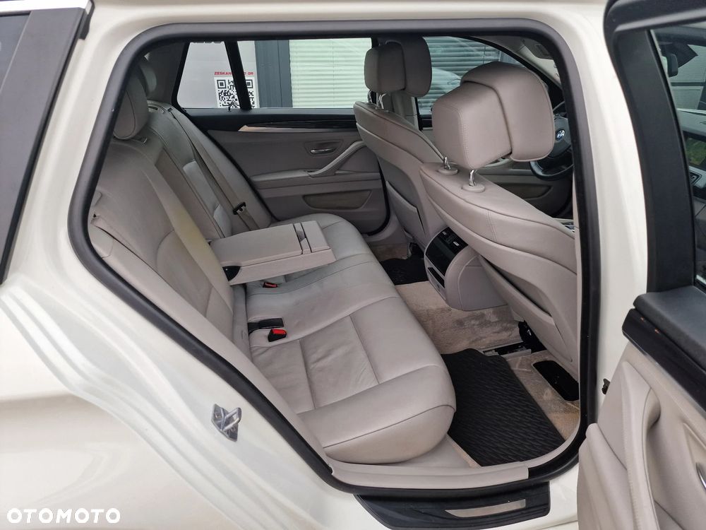 BMW Seria 5 520d Edition Fleet Lifestyle - 16