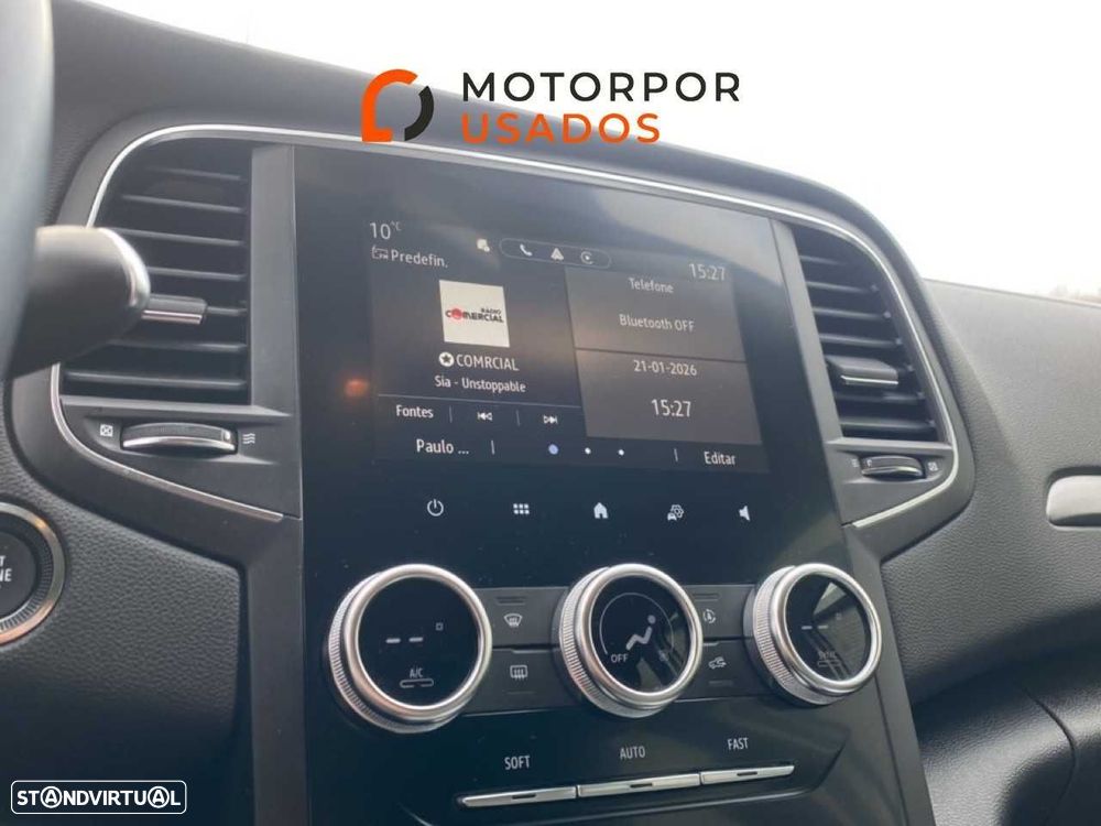 Renault Mégane Sport Tourer 1.5 Blue dCi Equilibre EDC — fotografia 14