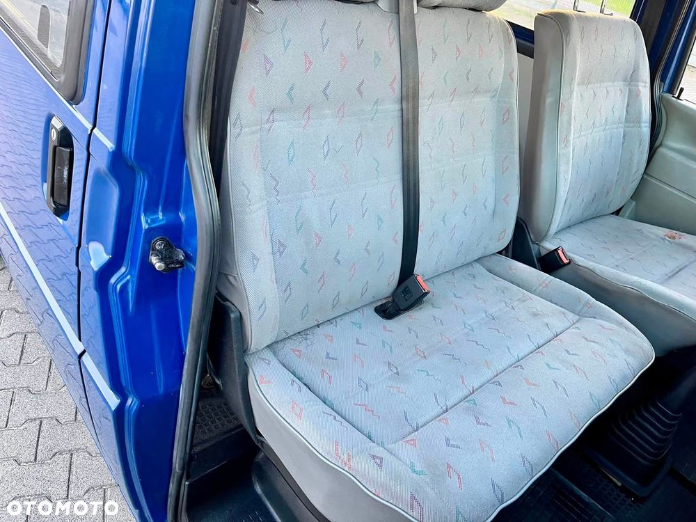 Volkswagen Transporter - 17
