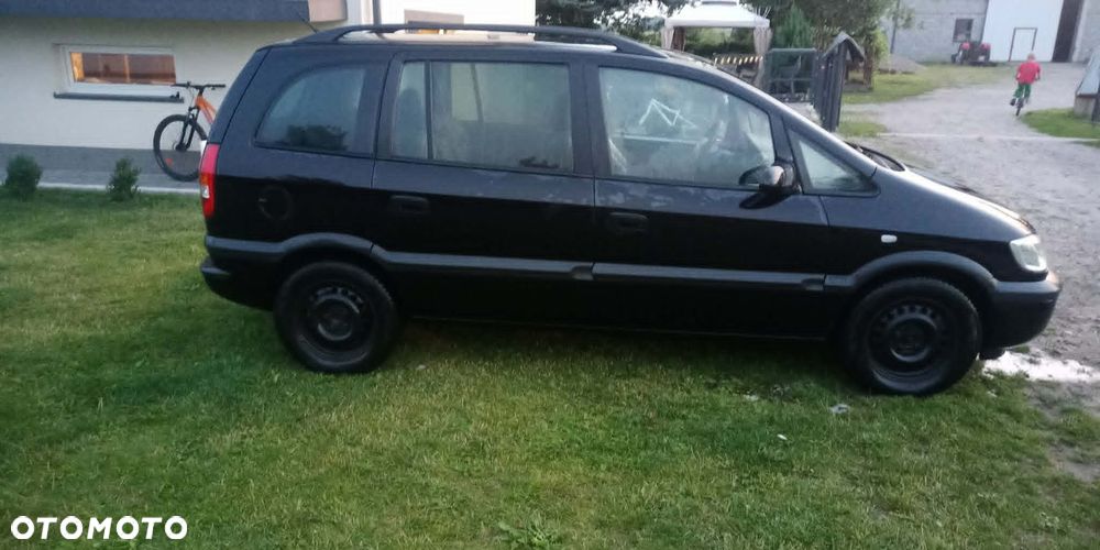 Opel Zafira 2.0 DTI Elegance - 2