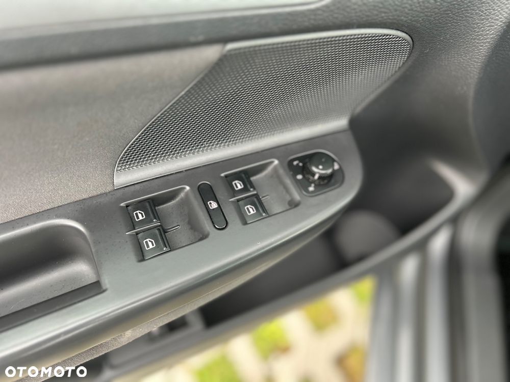 Volkswagen Golf 1.6 Tour Edition - 21