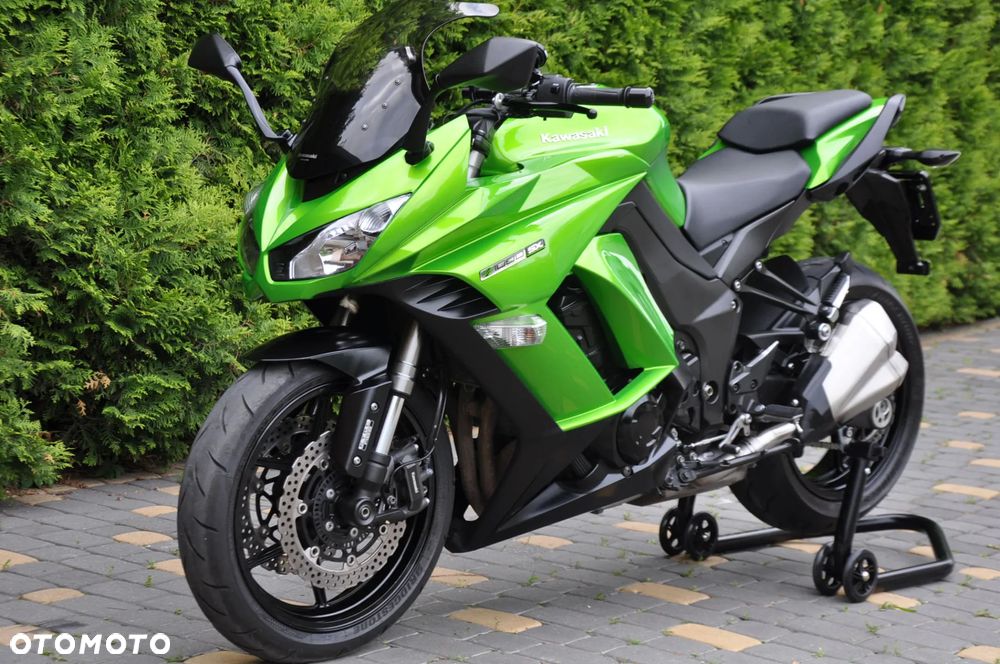Kawasaki Ninja 1000 SX - 12