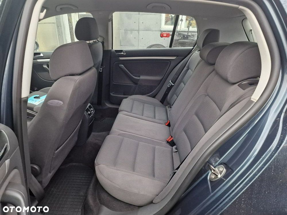 Volkswagen Golf V 1.4 FSI Comfortline - 21