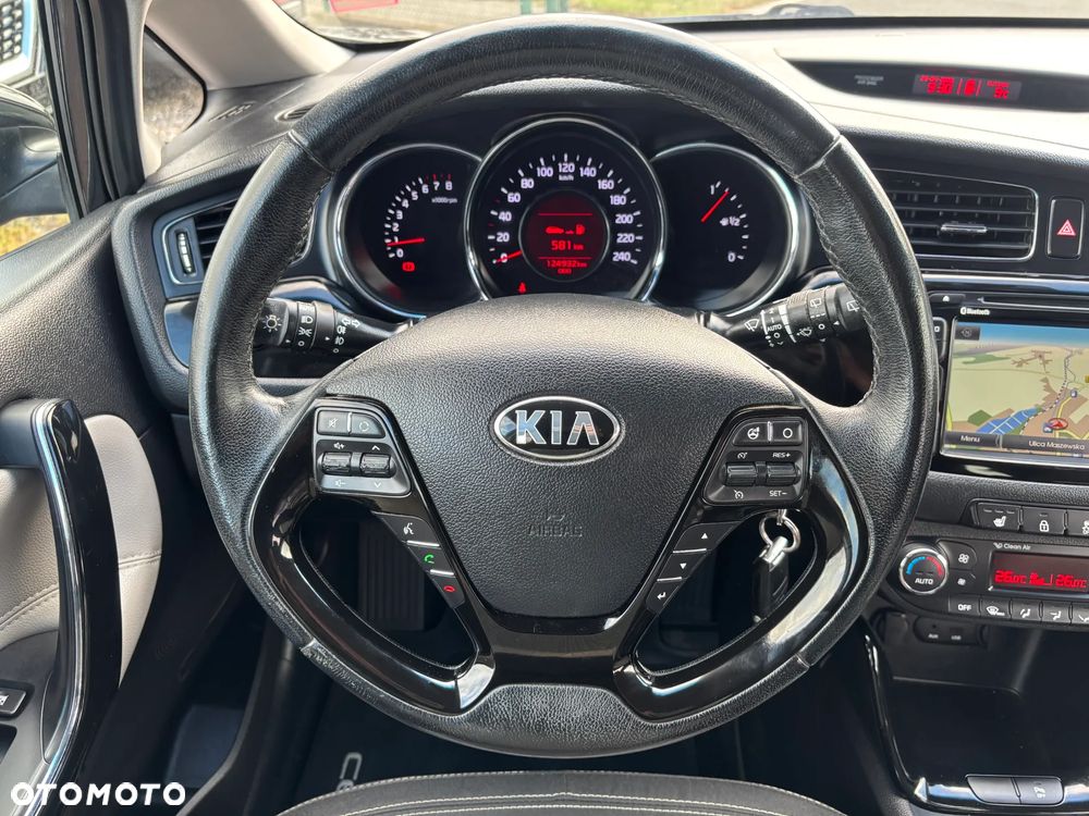 Kia Ceed 1.6 GDI Spirit - 18