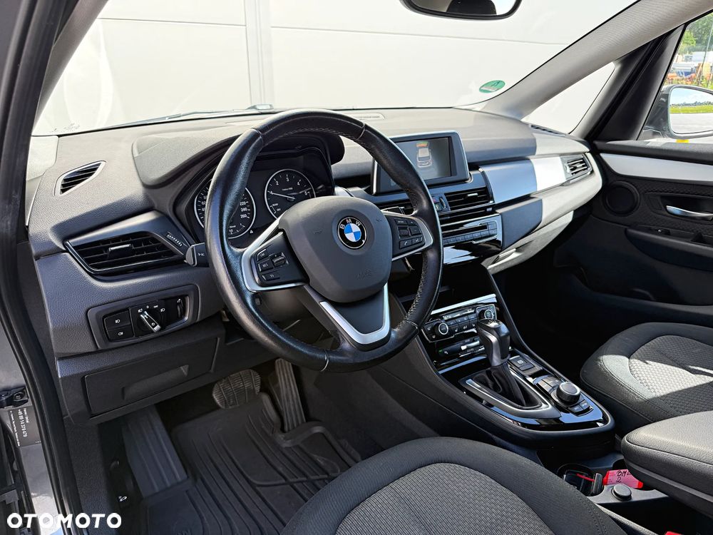 BMW Seria 2 216d Luxury Line - 18