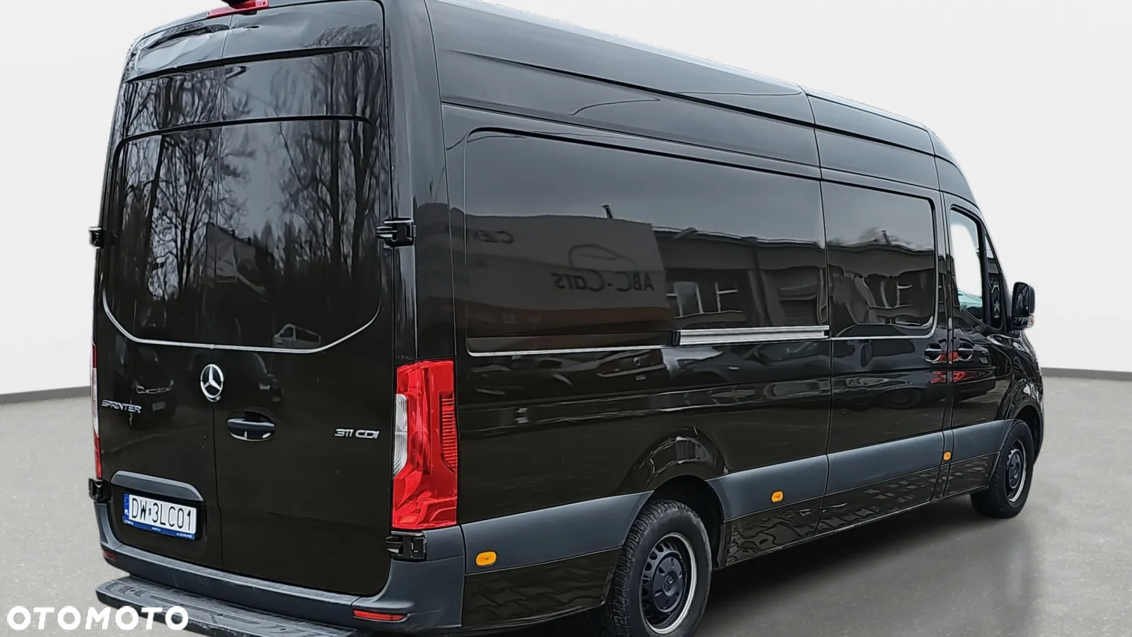 Mercedes-Benz Sprinter - 4