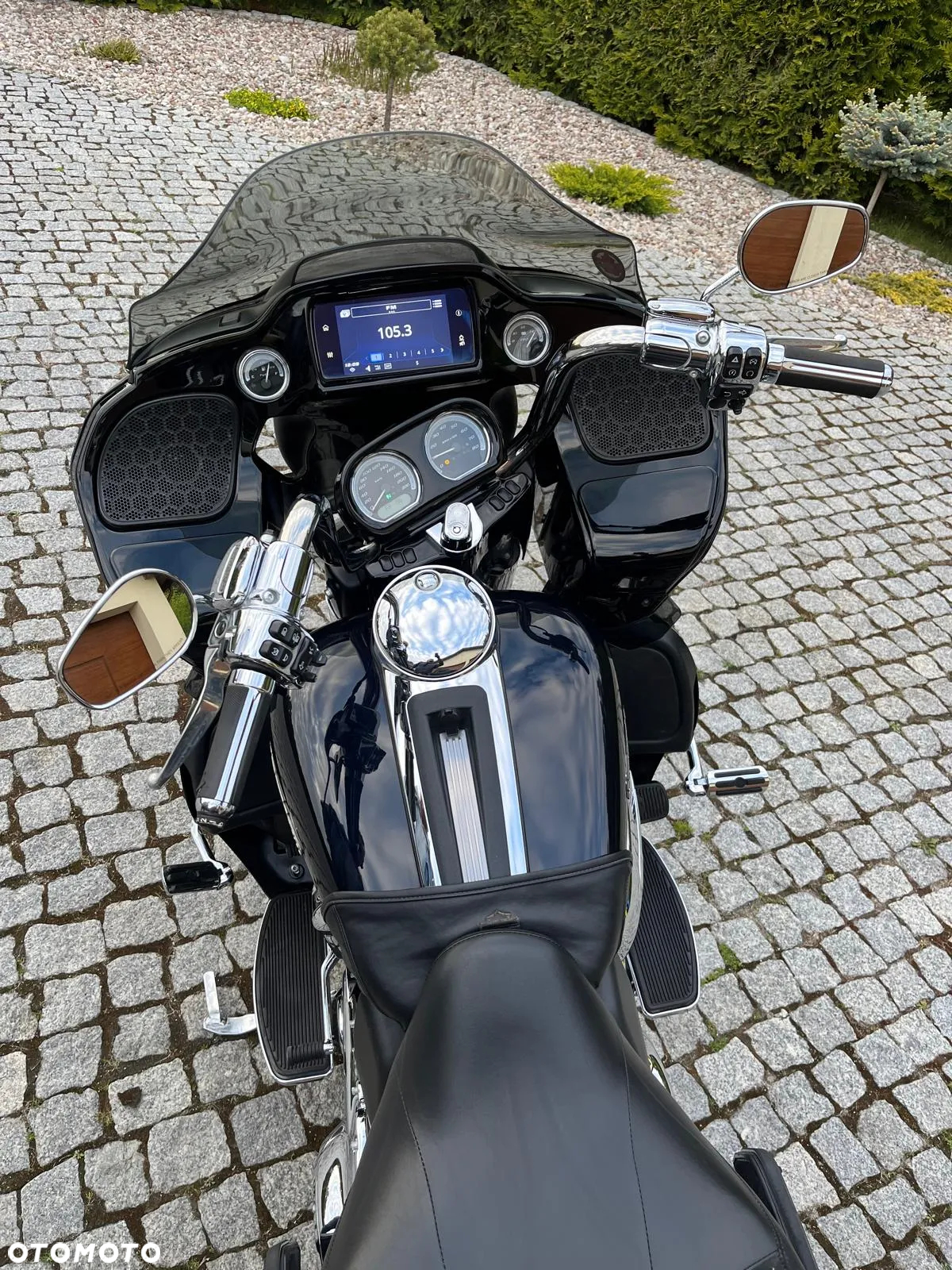 Harley-Davidson Touring Road Glide - 10