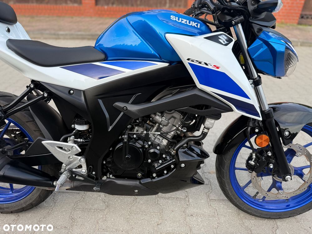 Suzuki GSX - 9