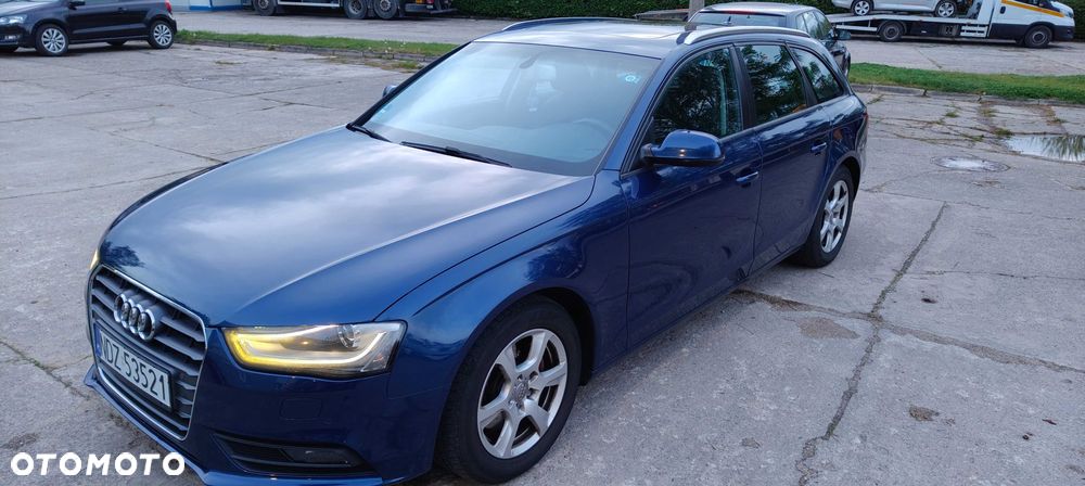 Audi A4 Avant - 1