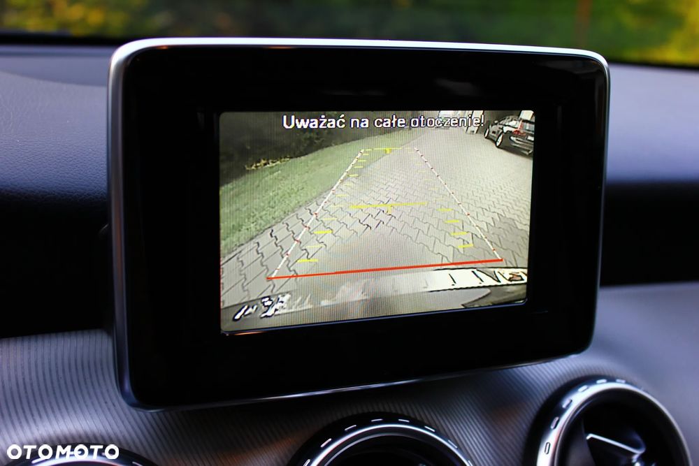 Mercedes-Benz GLA 200 (CDI) d 7G-DCT AMG Line - 31