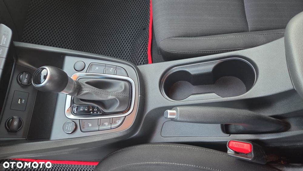 Hyundai Kona 1.6 T-GDI Style DCT - 9