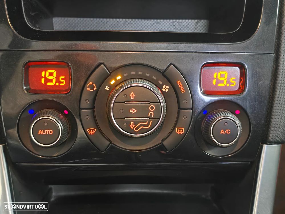 Peugeot 308 e-HDi FAP 115 Stop&Start Allure - 21