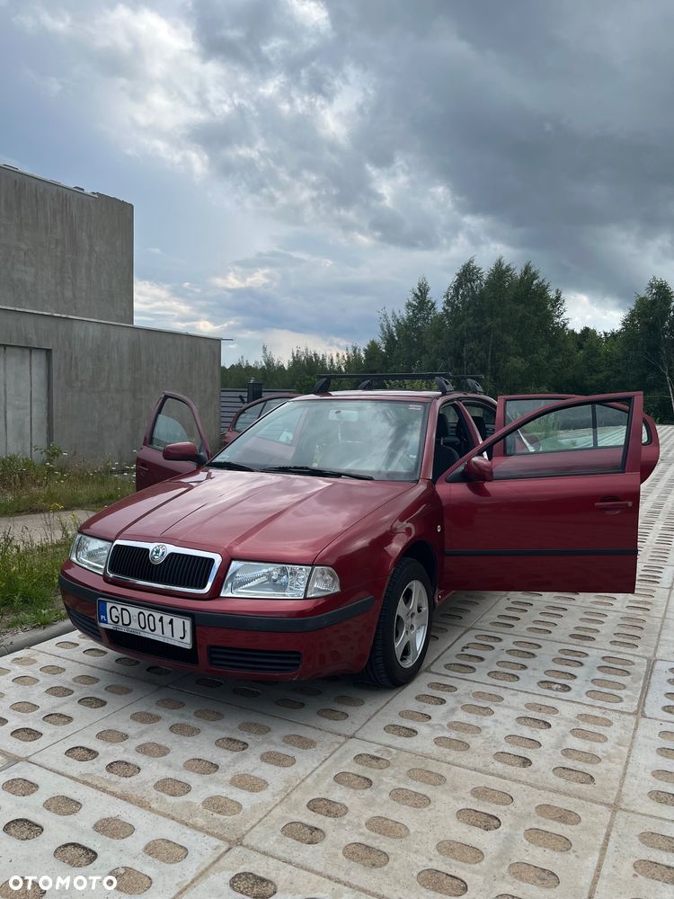 Skoda Octavia 1.6 Tour - 5