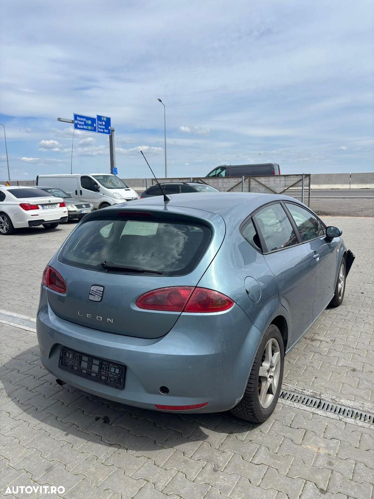 Dezmembram Seat Leon 1.9 TDI BKC din 2008 - 3