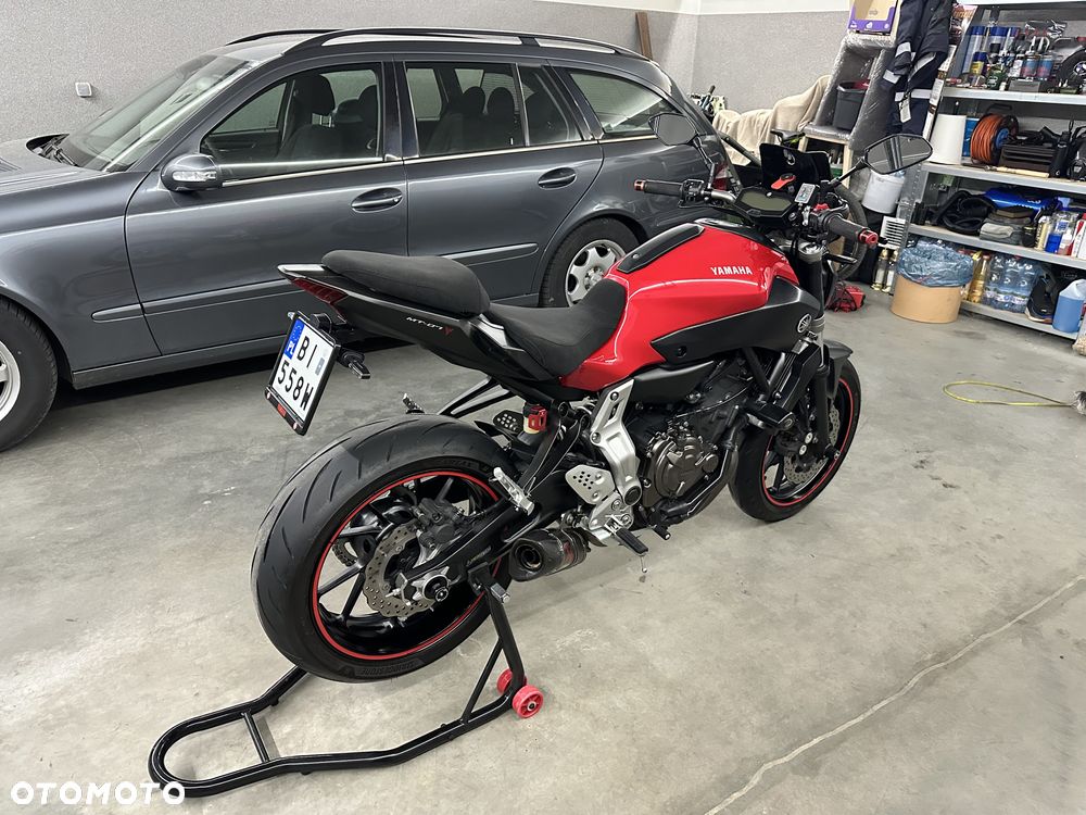 Yamaha MT - 8