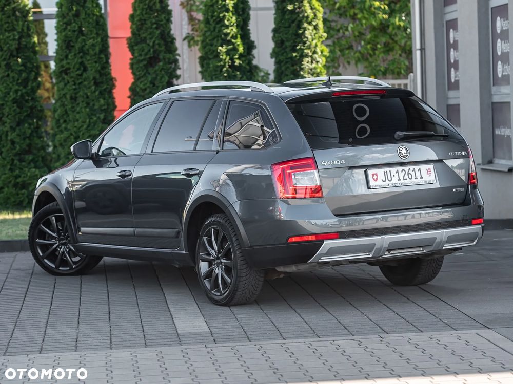 Skoda Octavia 1.8 TSI (Green tec) 4x4 DSG Scout - 9