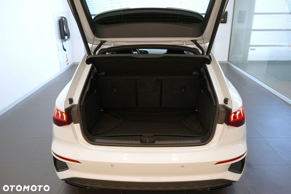 Audi A3 Sportback - 11