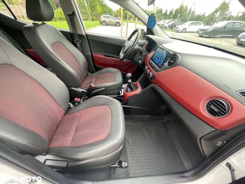 Hyundai i10 1.2 Fifa World Cup Edition - 14