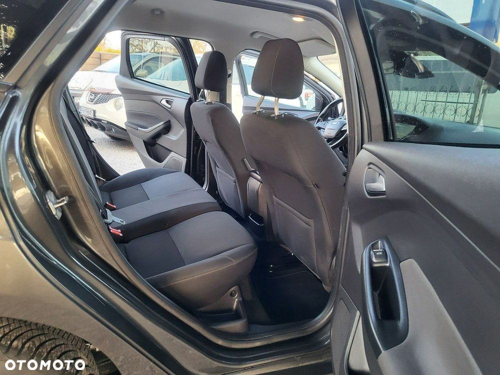 Ford Focus - 19