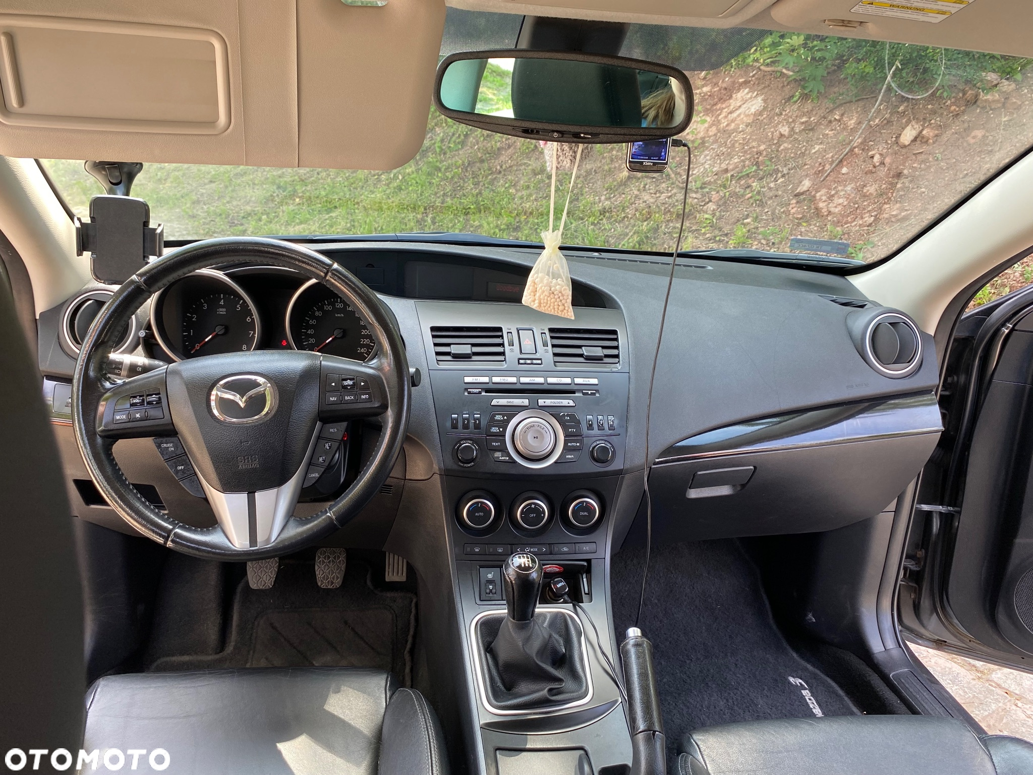 Mazda 3 - 5