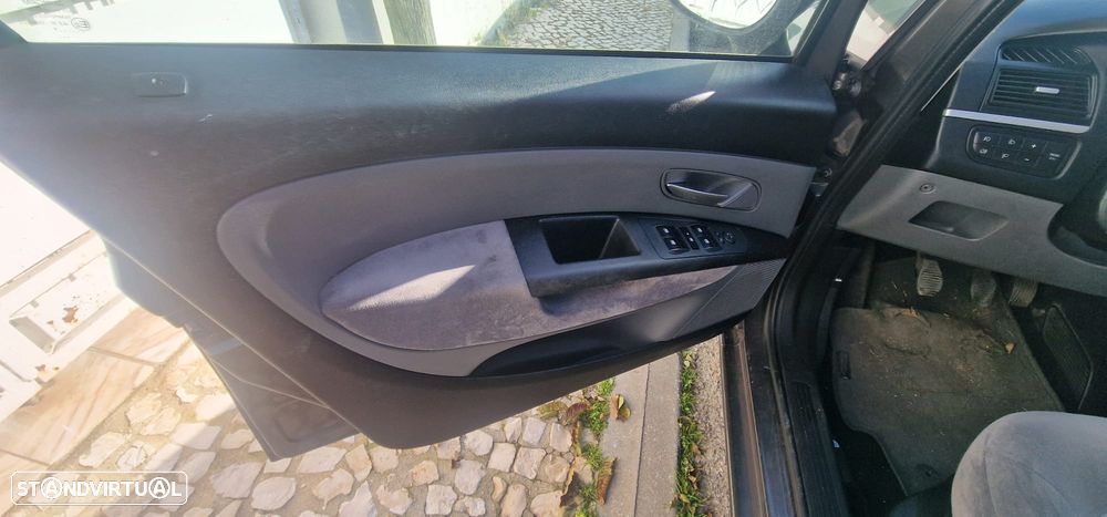 Fiat Linea 1.6 M-Jet Emotion - 17