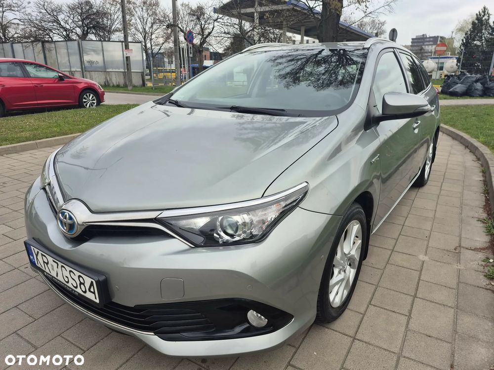 Toyota Auris Hybrid 135 Comfort - 1