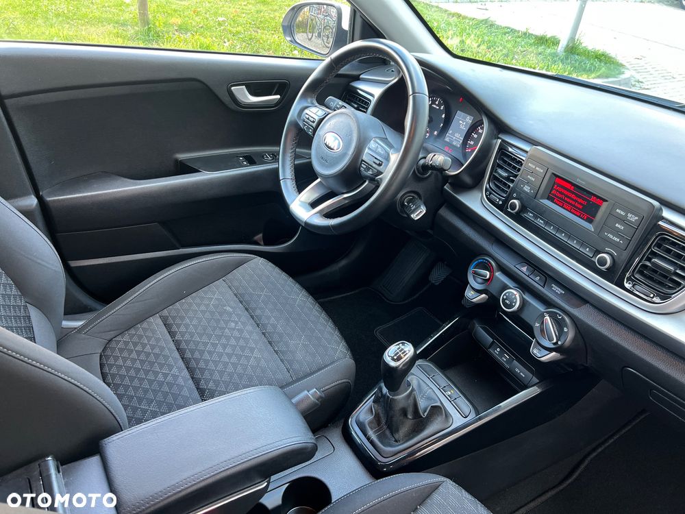 Kia Rio - 18