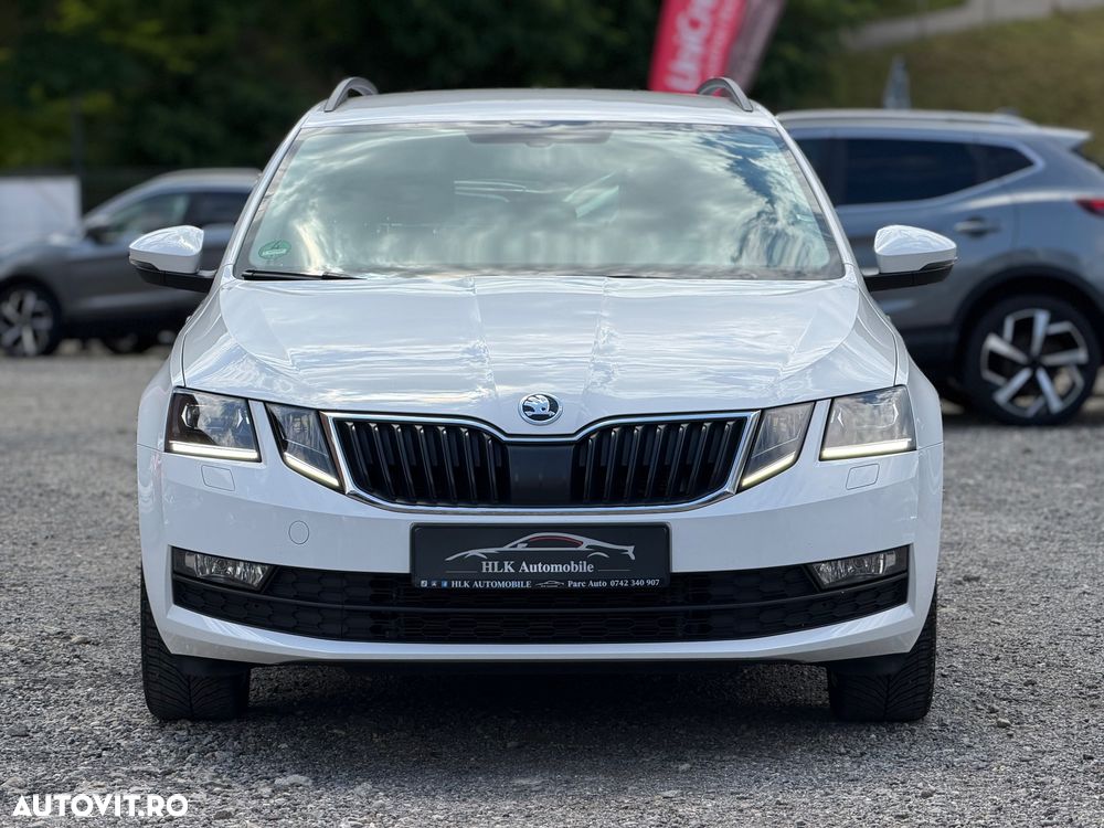 Skoda Octavia 2.0 TDI DSG Ambition - 4