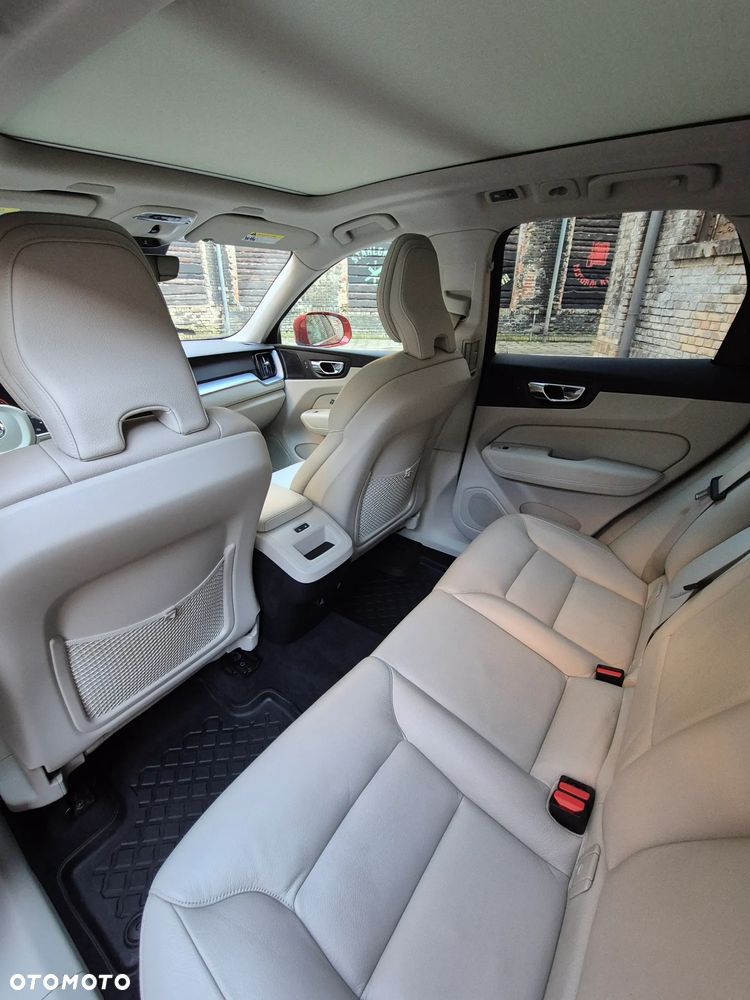Volvo XC 60 T5 GPF AWD Momentum - 15