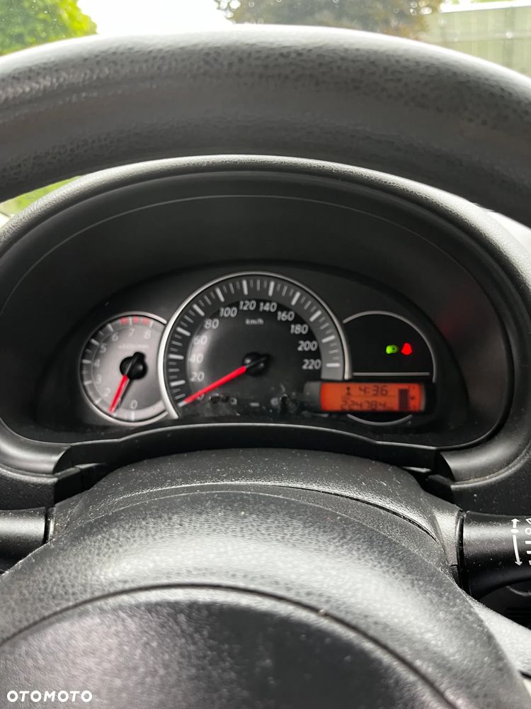 Nissan Micra - 5