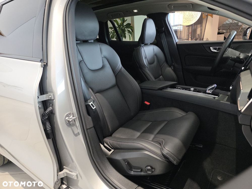 Volvo V60 - 36