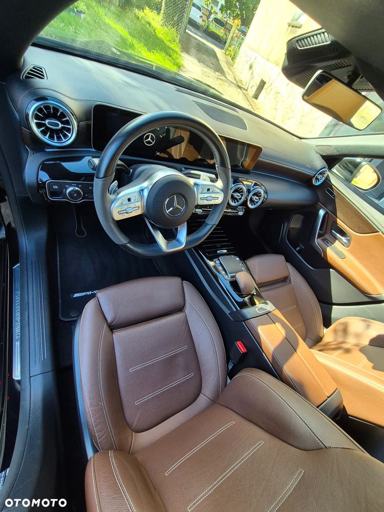 Mercedes-Benz CLA 250 4-Matic AMG Line 7G-DCT - 10