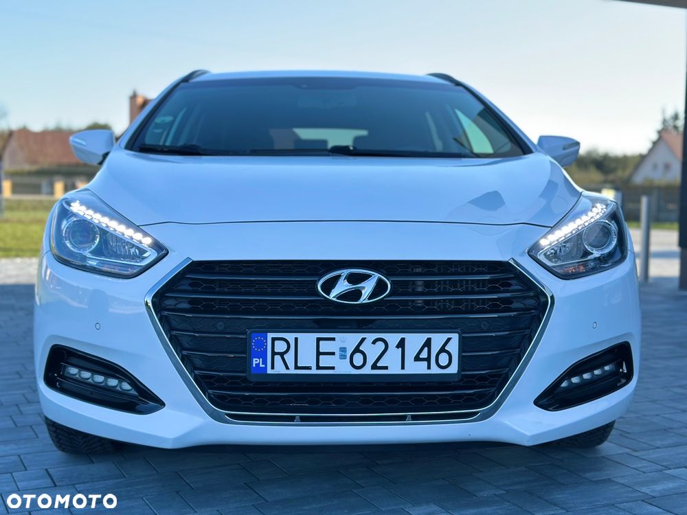 Hyundai i40 Kombi 1.7 CRDi Style - 2