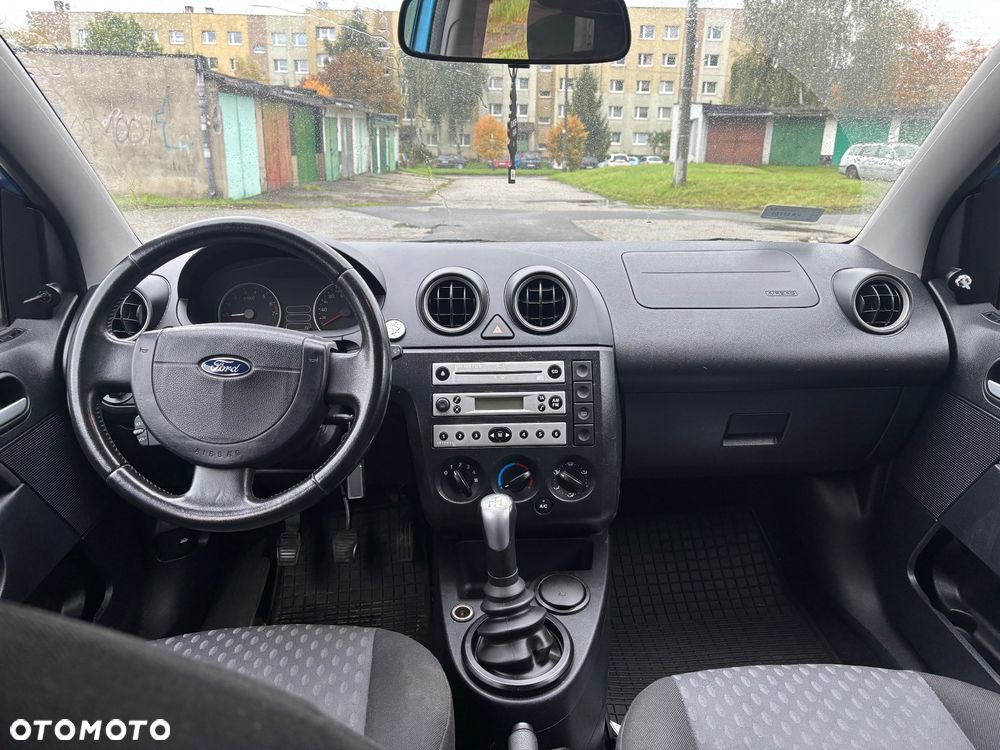 Ford Fiesta - 5