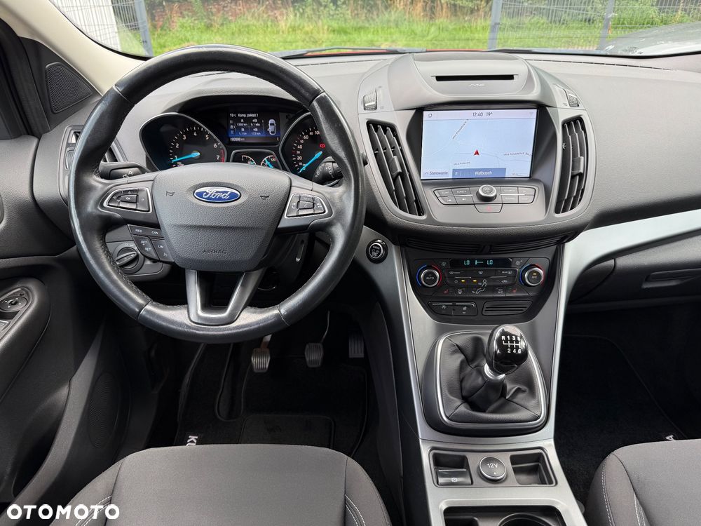 Ford Kuga 1.5 EcoBoost 2x4 Titanium - 13