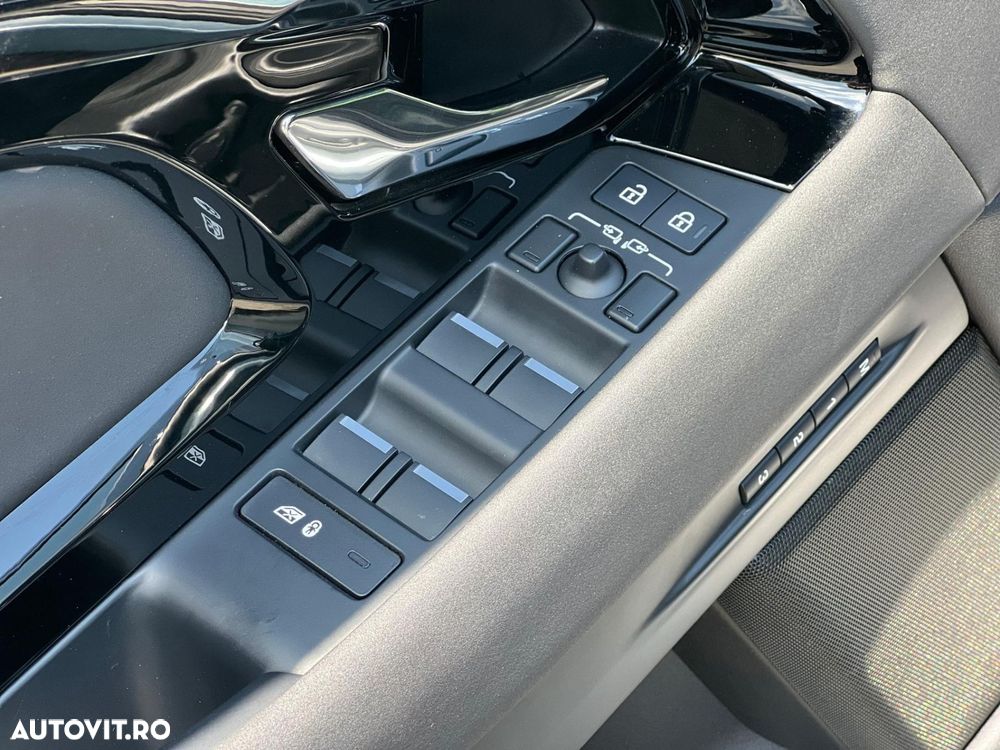 Land Rover Range Rover Evoque - 13