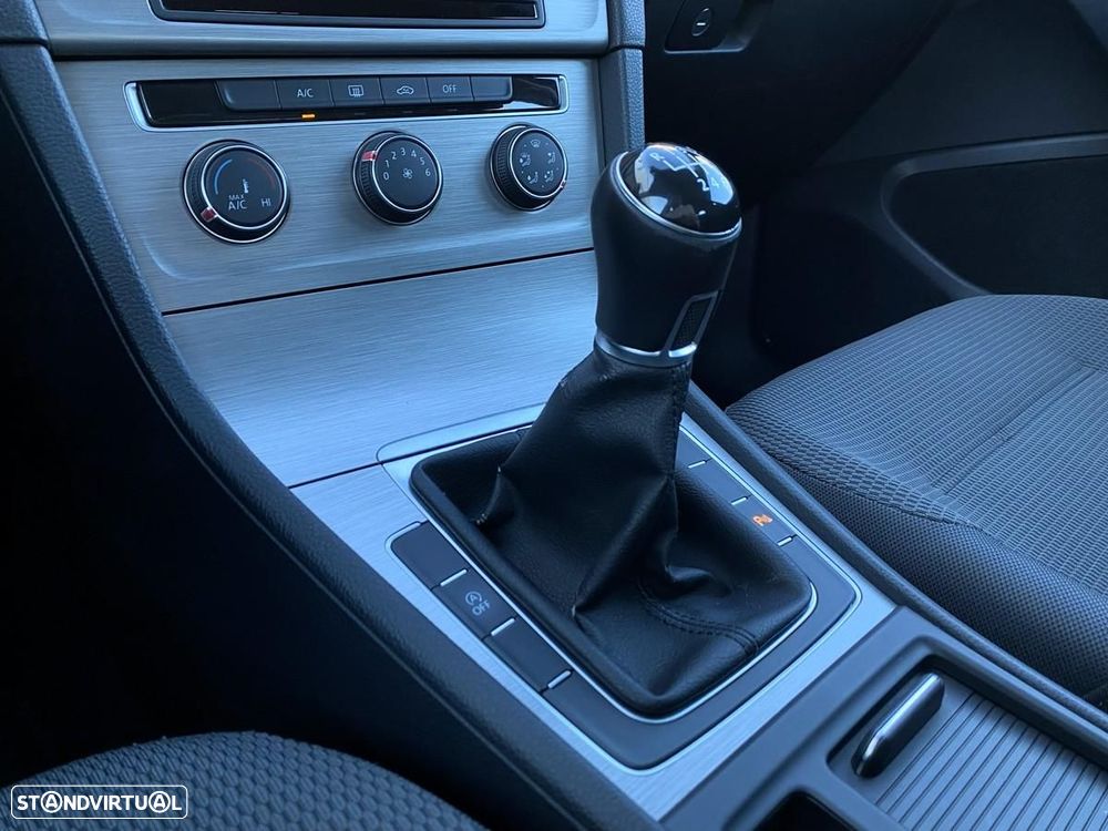 VW Golf Variant 1.6 TDi GPS Edition - 15