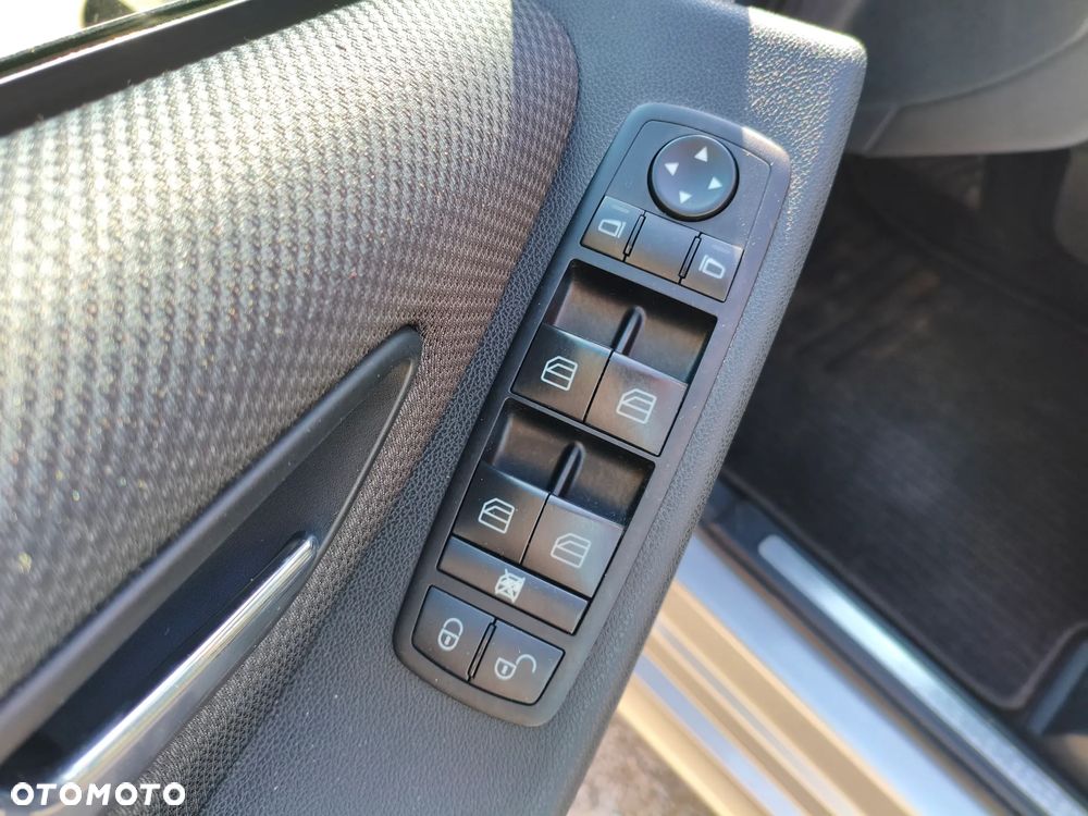 Mercedes-Benz Klasa B 170 BlueEFFICIENCY - 19
