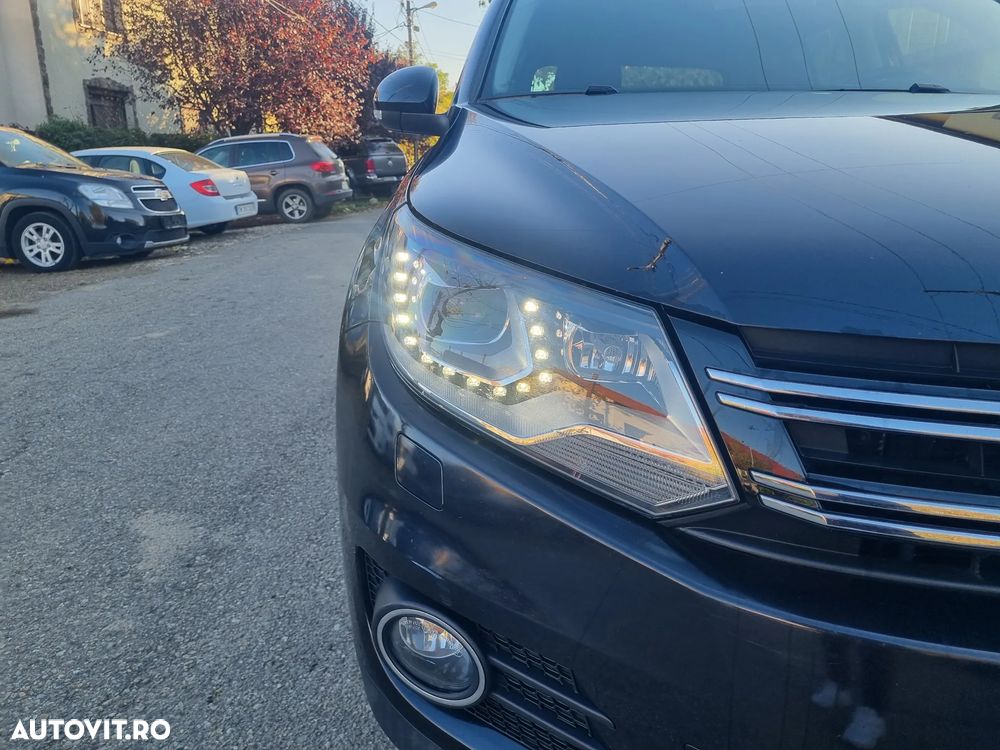 Volkswagen Tiguan 2.0 TDI DPF BlueMotion Technology Exclusive - 30